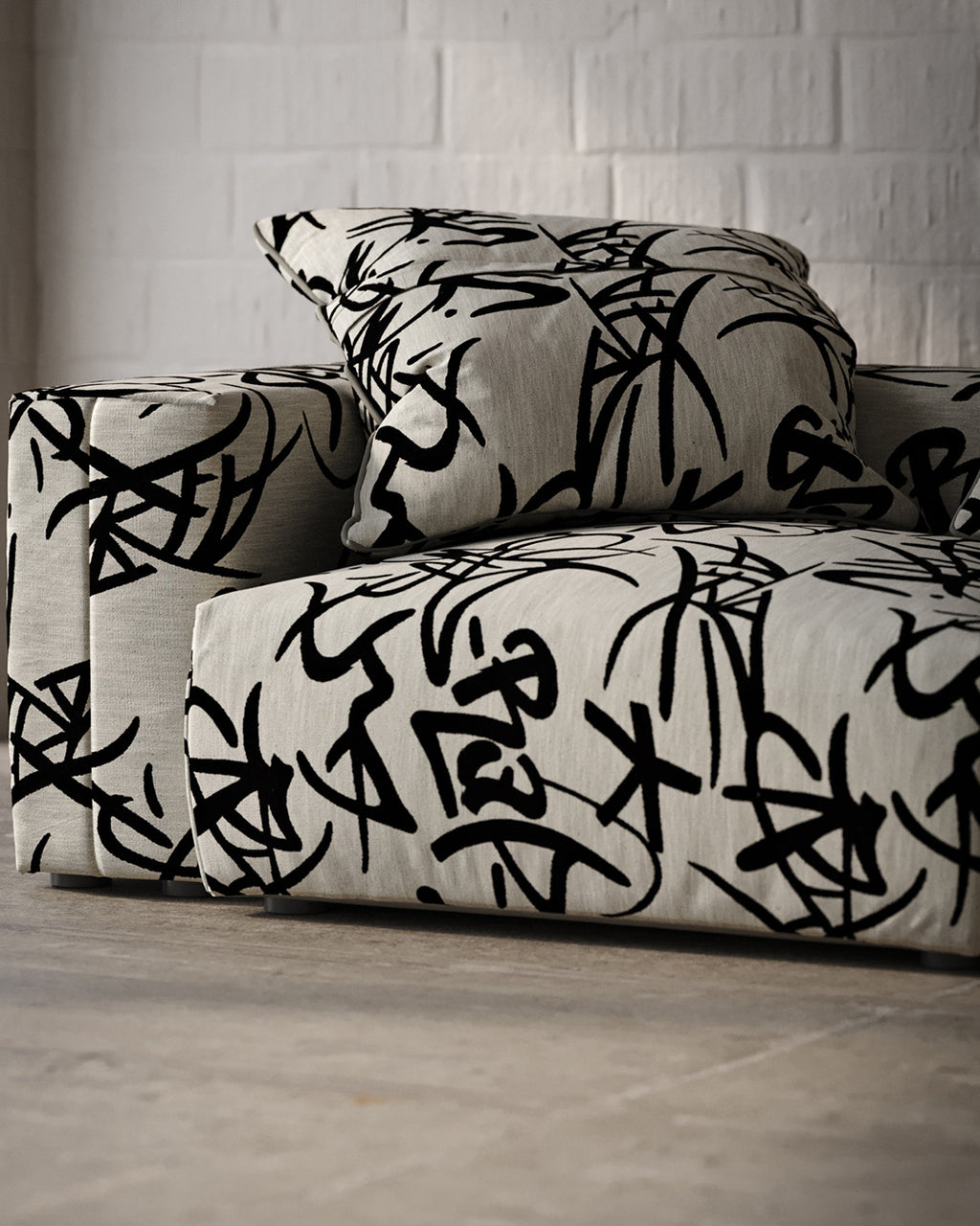 Lab S Sofa